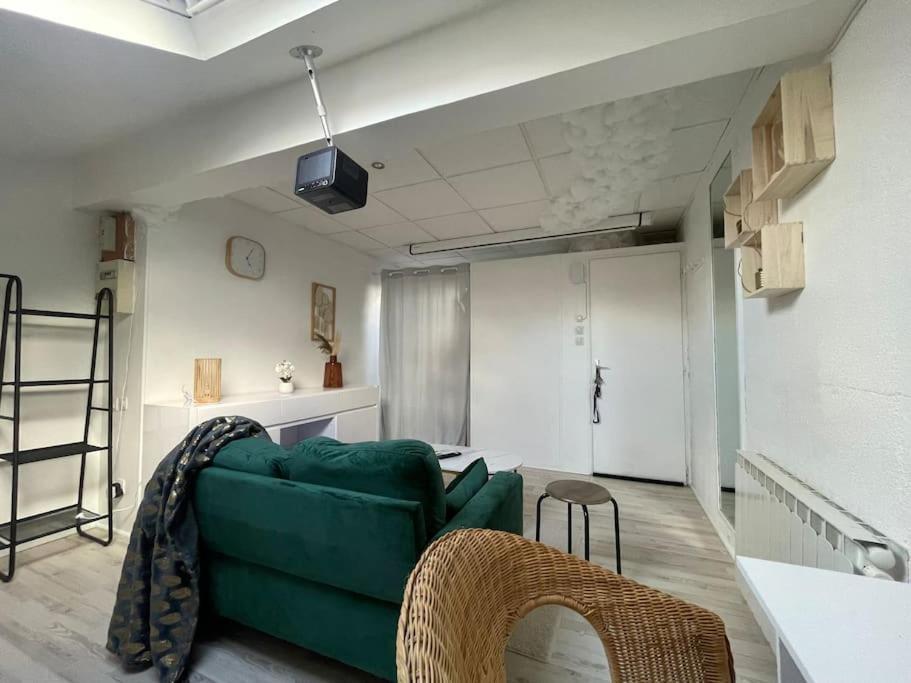 Apartment Mgb Cinema *